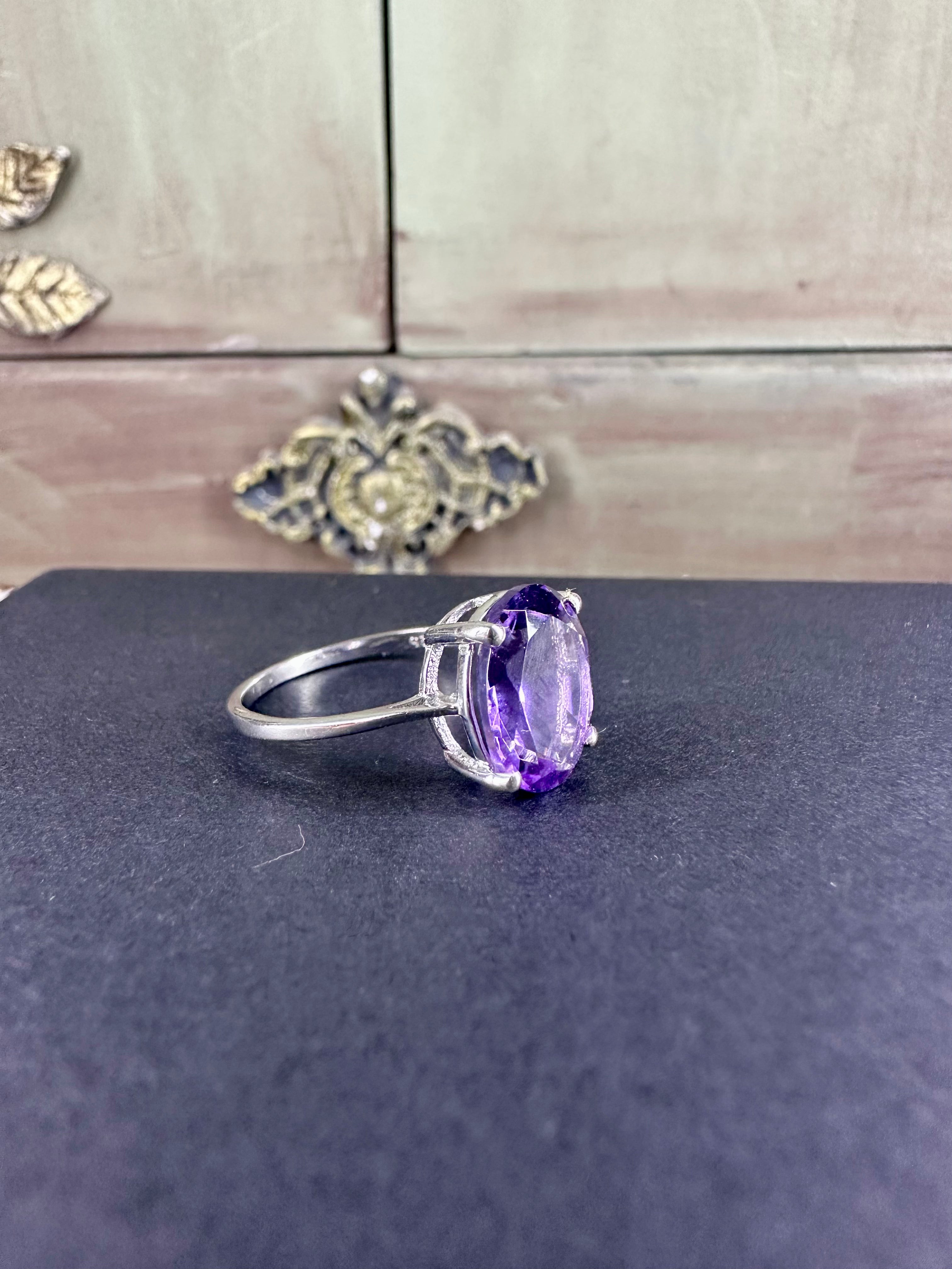 Genuine Amethyst Ring in Sterling Silver Size 8