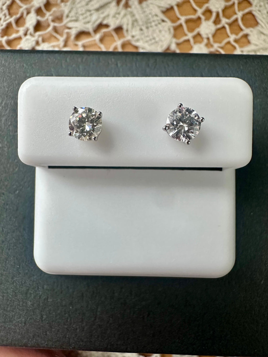 0.85ct Genuine Moissanite Stud Earrings in 925 Sterling Silver