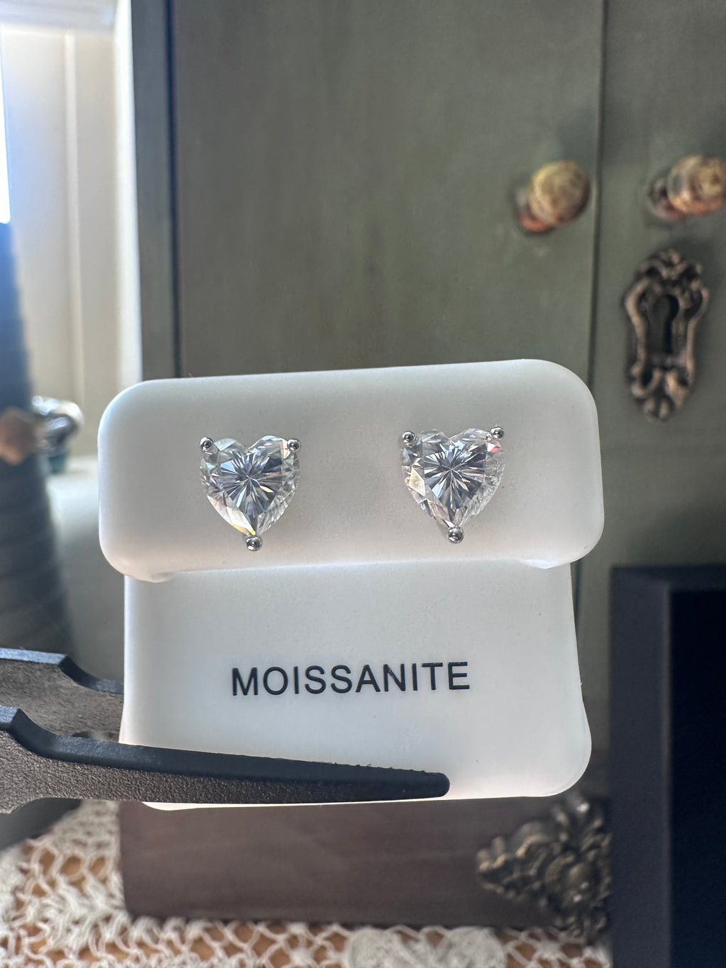 2.4ct D Color Moissanite Diamond Heart 925 Stud Earrings