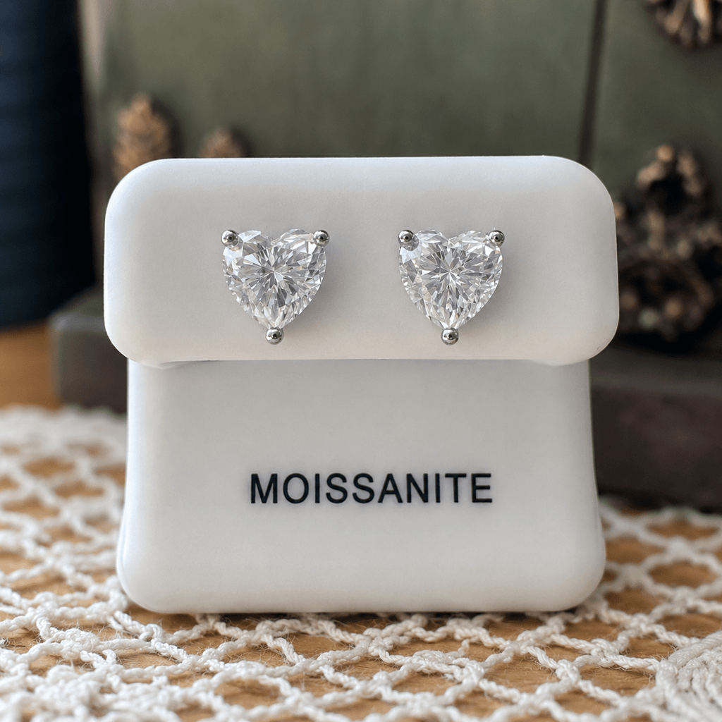 2.4ct D Color Moissanite Diamond Heart 925 Stud Earrings